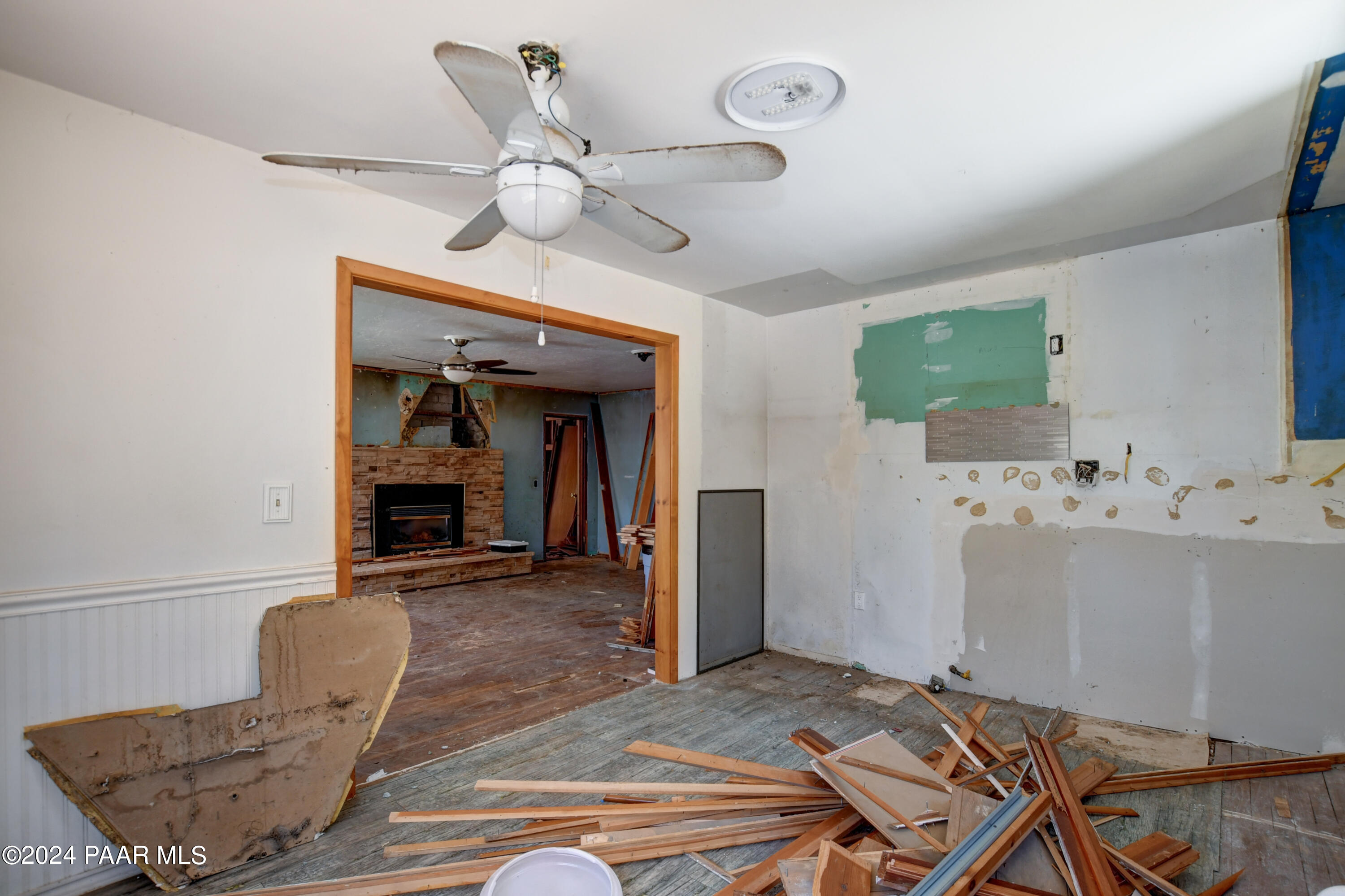 4560 South Feldspar Road Prescott, AZ 86303 - Photo 8 of 29 Kitchen 2