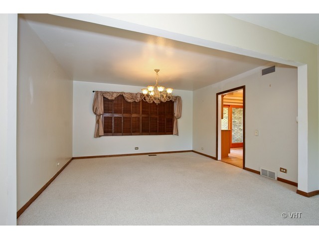2009 Hutchison Road Flossmoor, IL 60422 - Photo 3 of 10