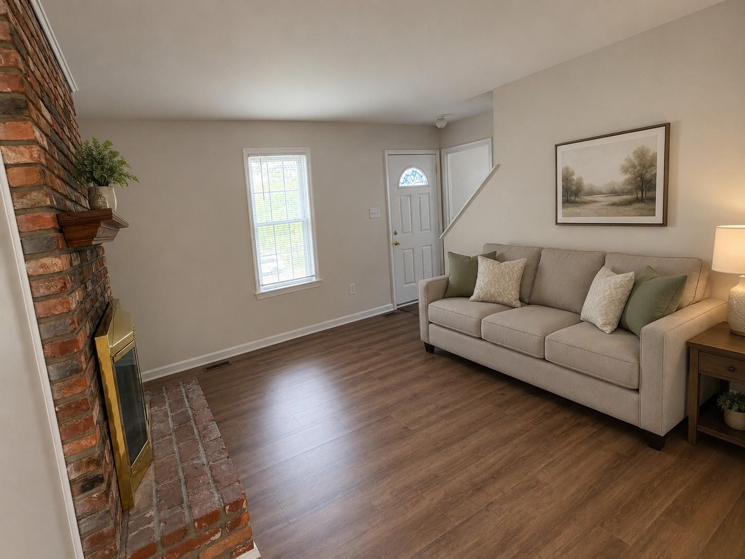 4305 Pleasant Valley Road Chantilly, VA 20151 - Photo 2 of 21 Inviting Family room (virtually staged)