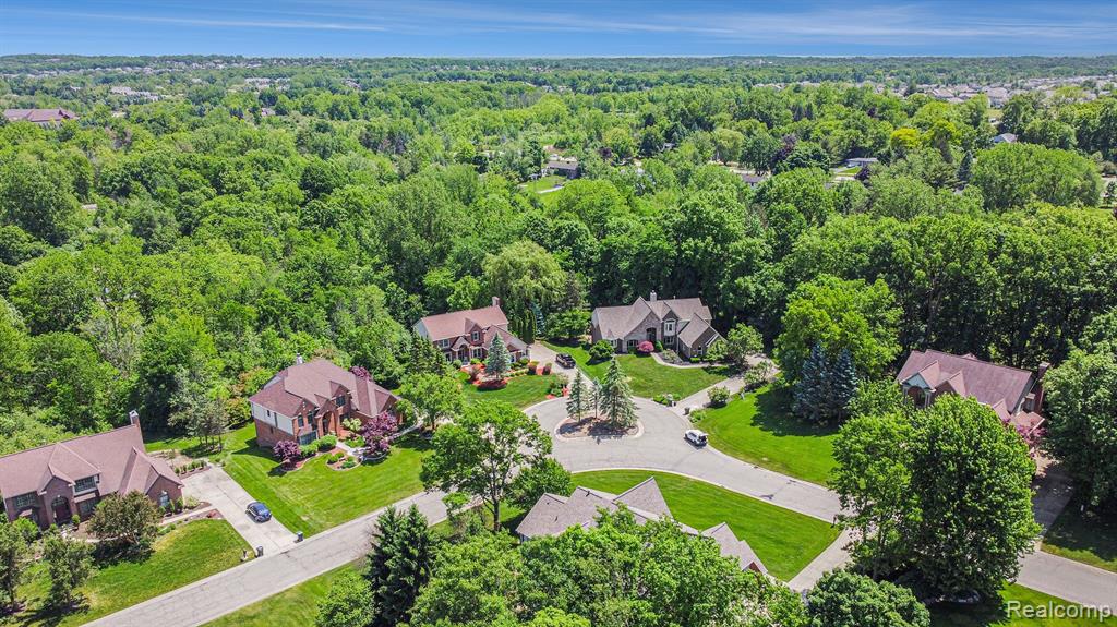 3827 Kaeleaf Road Lake Orion, MI 48360 - Photo 51 of 59