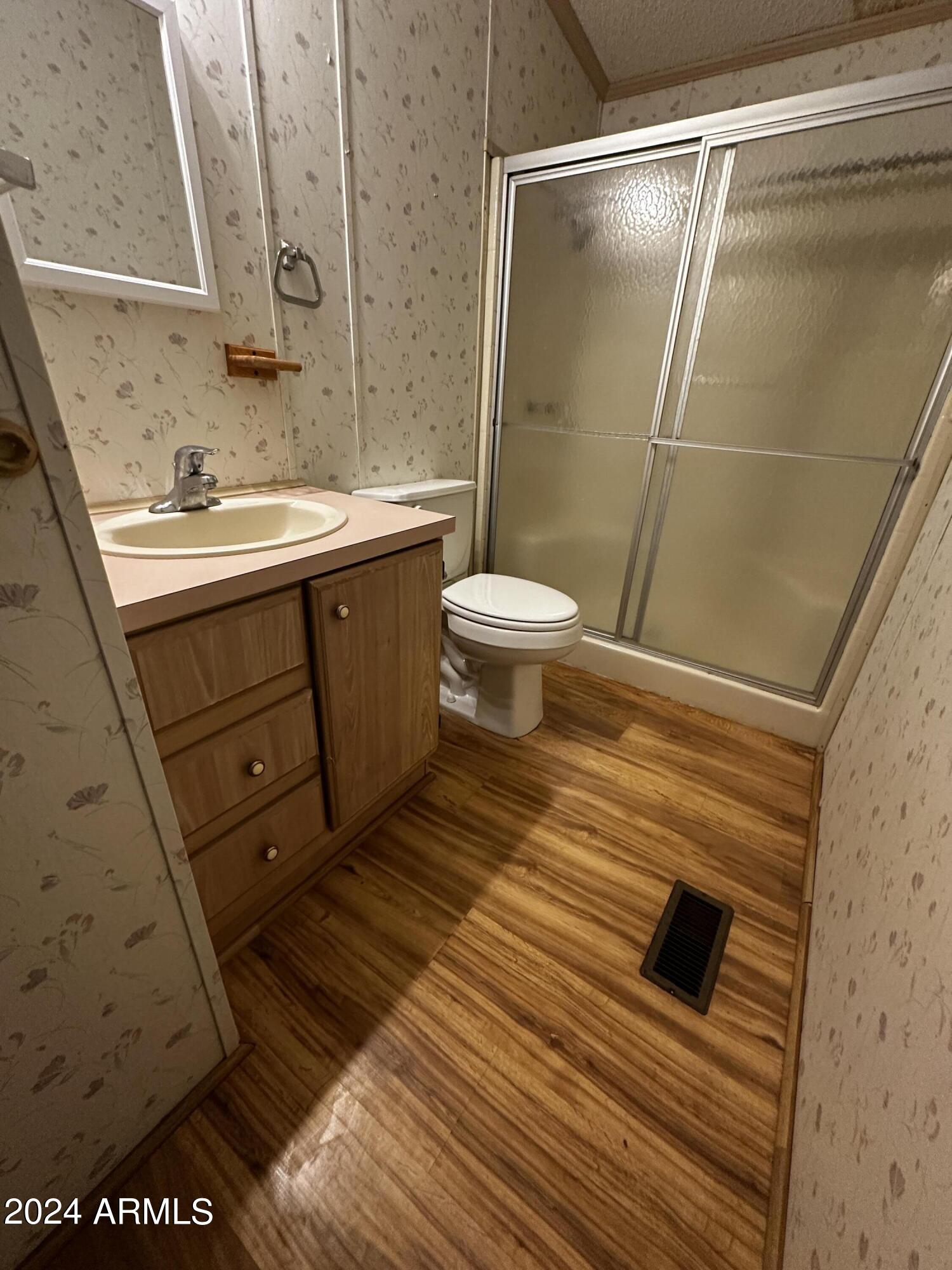 3500 South Tomahawk Road, Unit 110 Apache Junction, AZ 85119 - Photo 42 of 59 Guest Bath