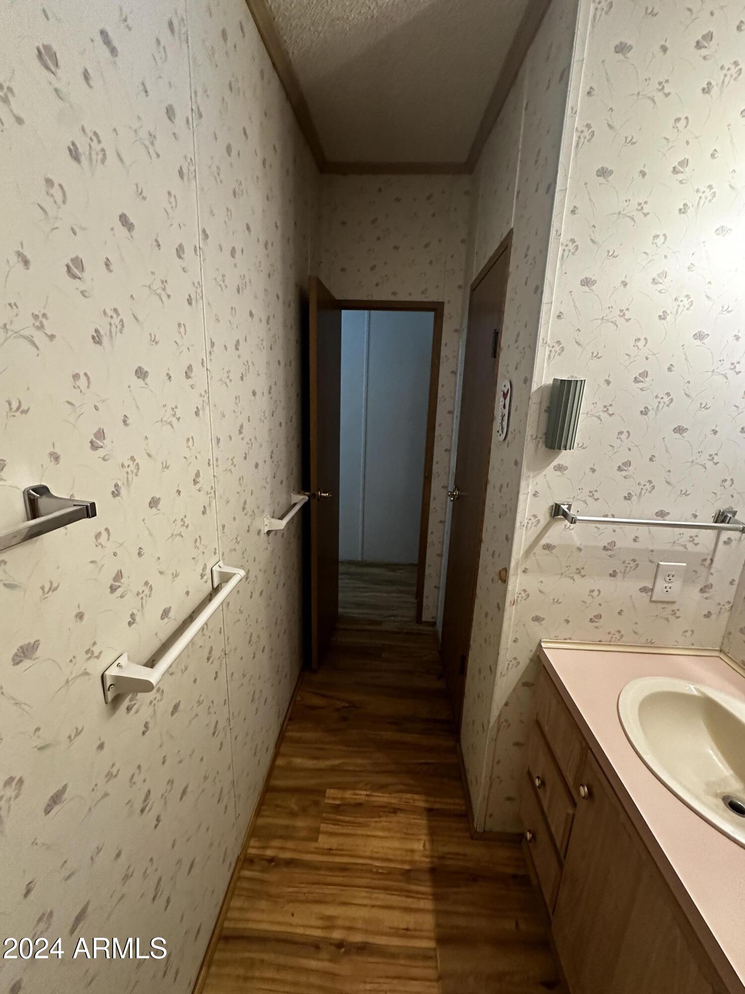 3500 South Tomahawk Road, Unit 110 Apache Junction, AZ 85119 - Photo 43 of 59 Guest Bath