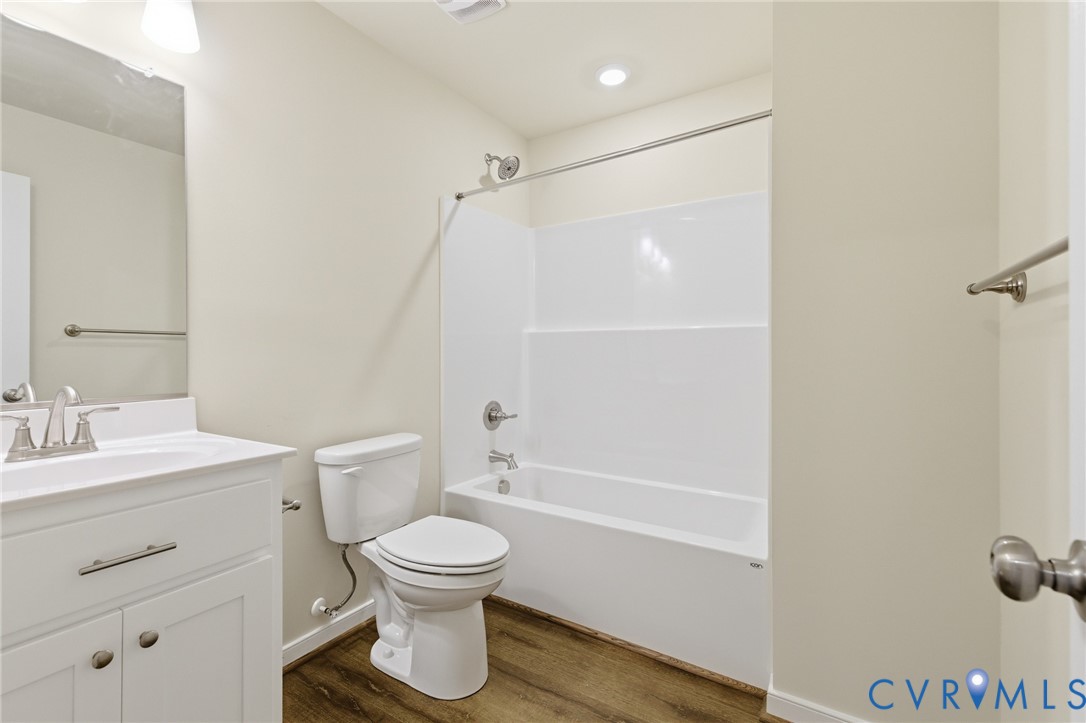8440 Railroad Bed Road Carson, VA 23830 - Photo 22 of 25 Hall bath up