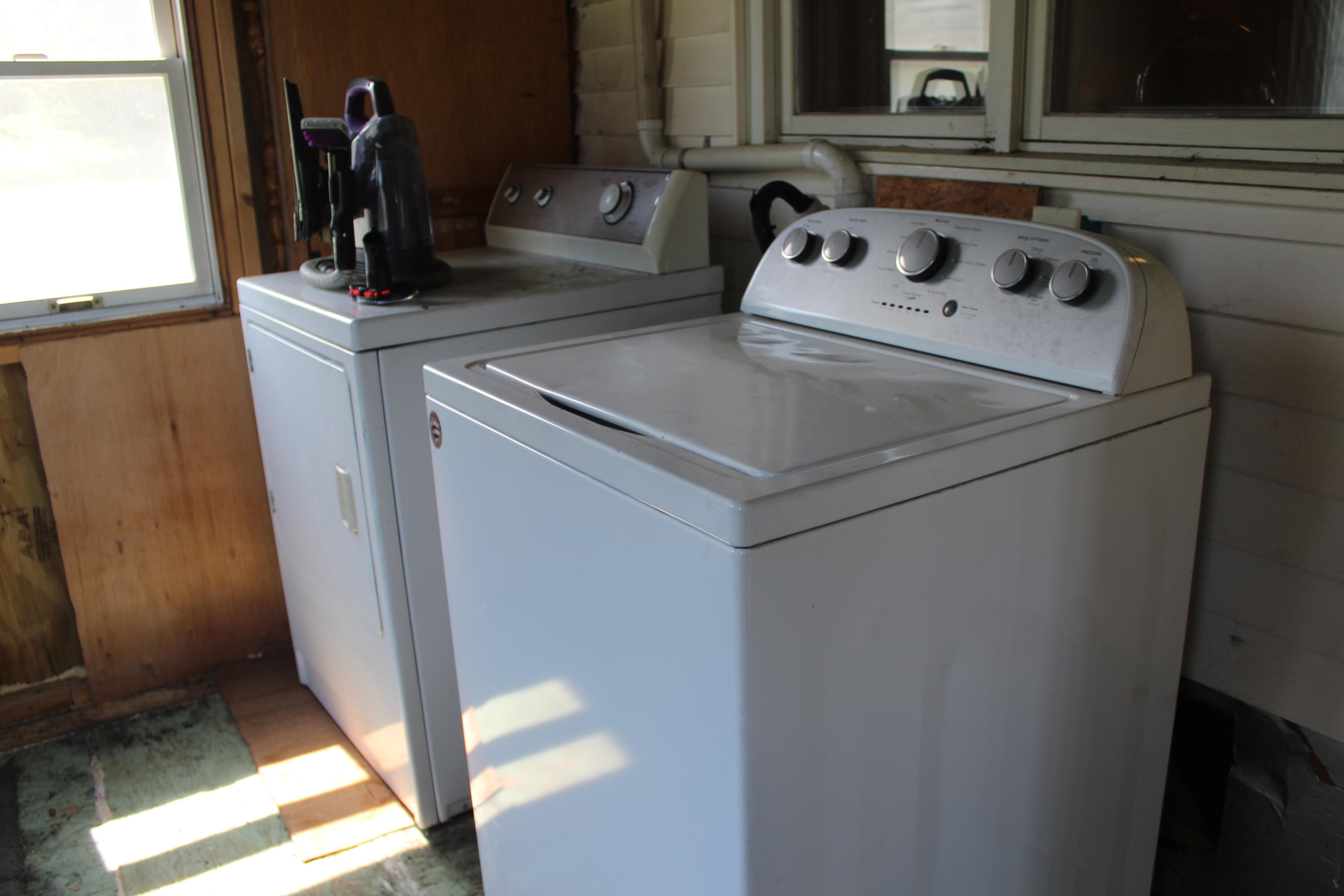 22 Crystal Road Crystal, ME 04747 - Photo 7 of 29 IMG_5424