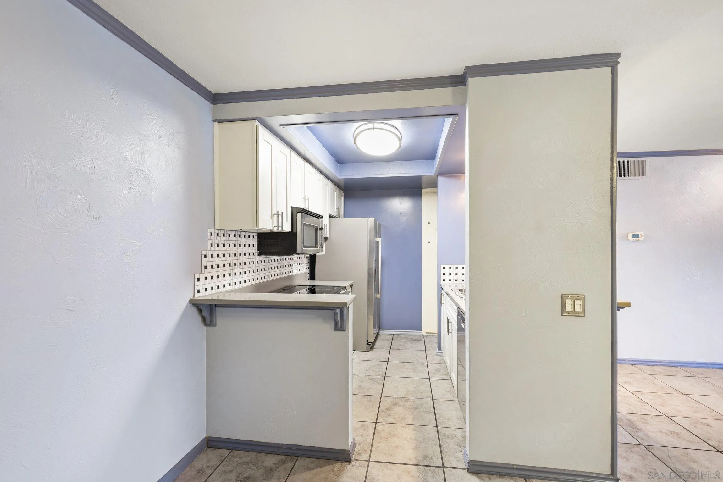 5999 Rancho Mission Road, Unit 214 San Diego, CA 92108 - Photo 6 of 21 Gallery Image 6