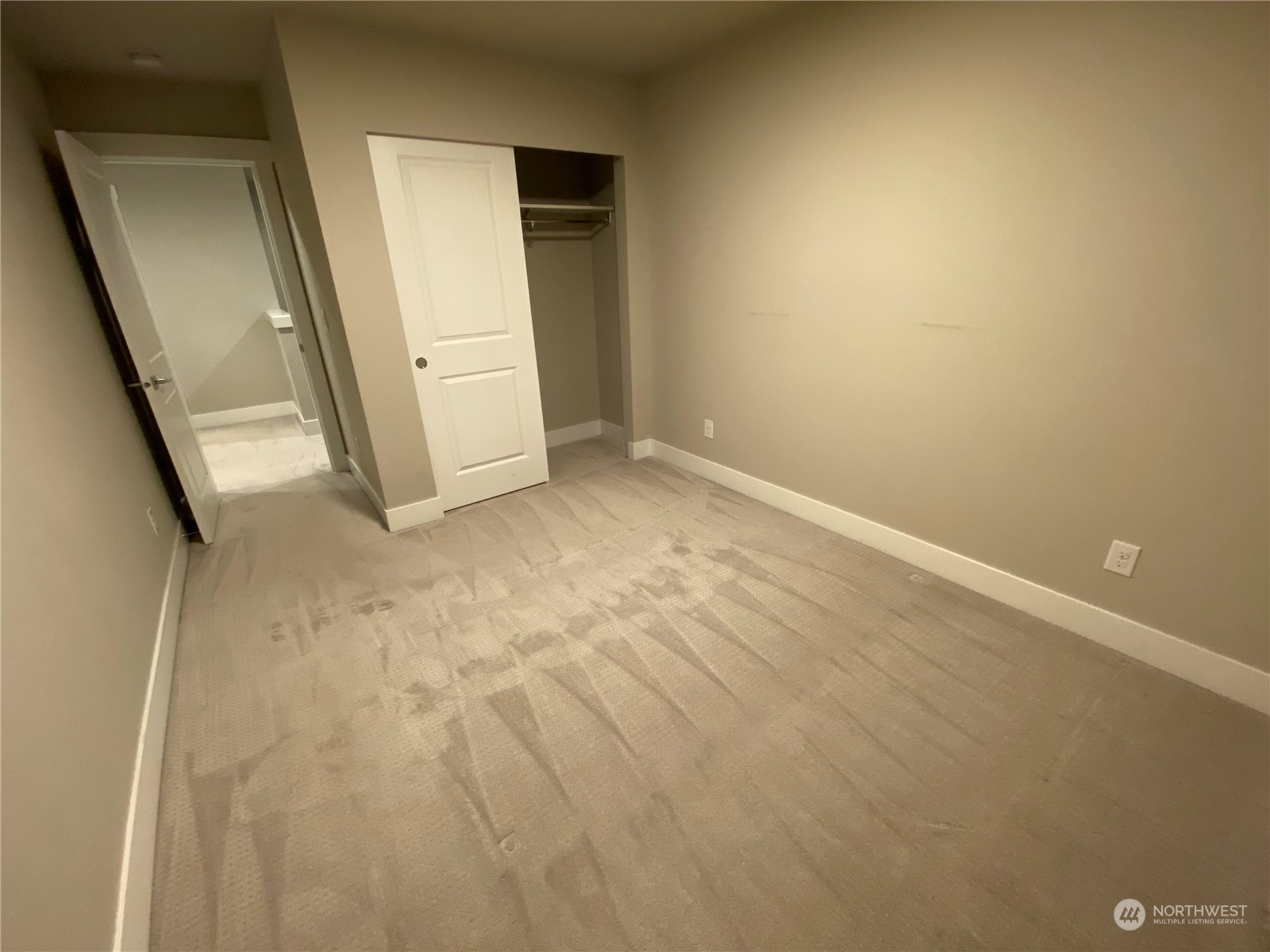 19721 Meridian Place West Bothell, WA 98012 - Photo 6 of 24 an empty room with windows