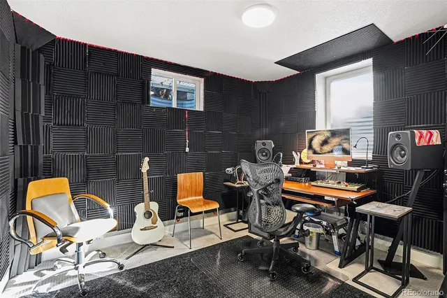 $499,000 | 1988 East 116th Avenue, Northglenn, CO 80233