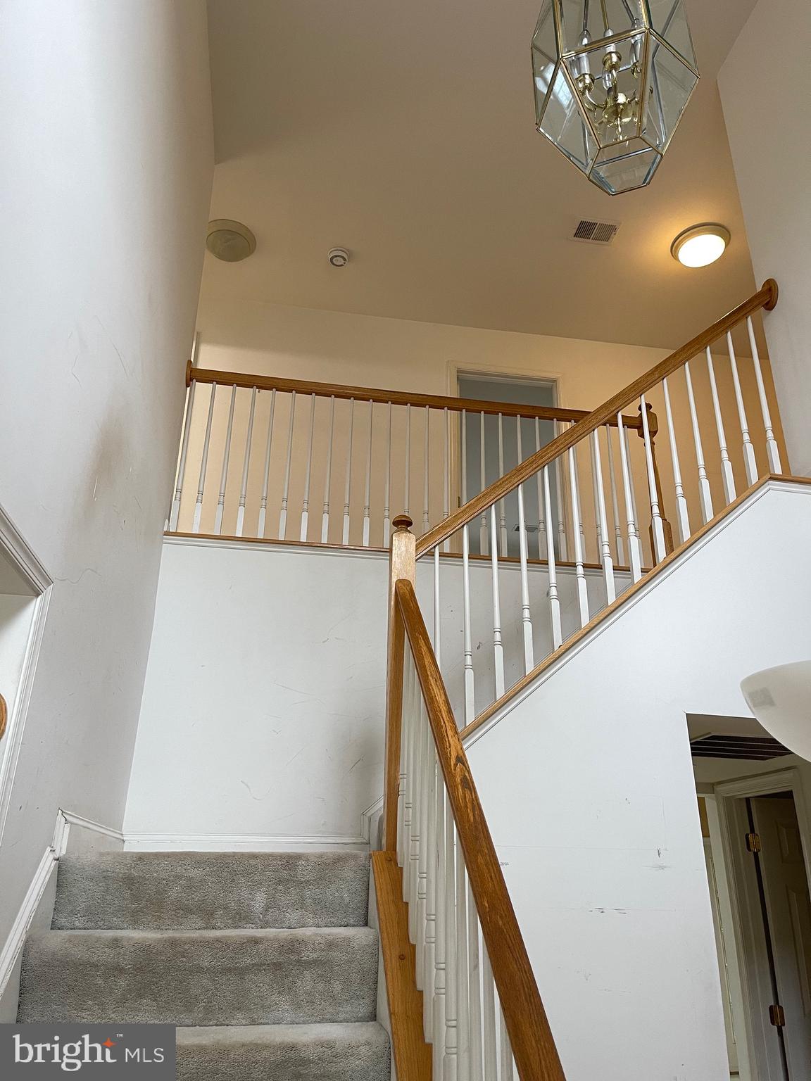 13769 Notley Road Silver Spring, MD 20904 - Photo 3 of 71 Foyer view