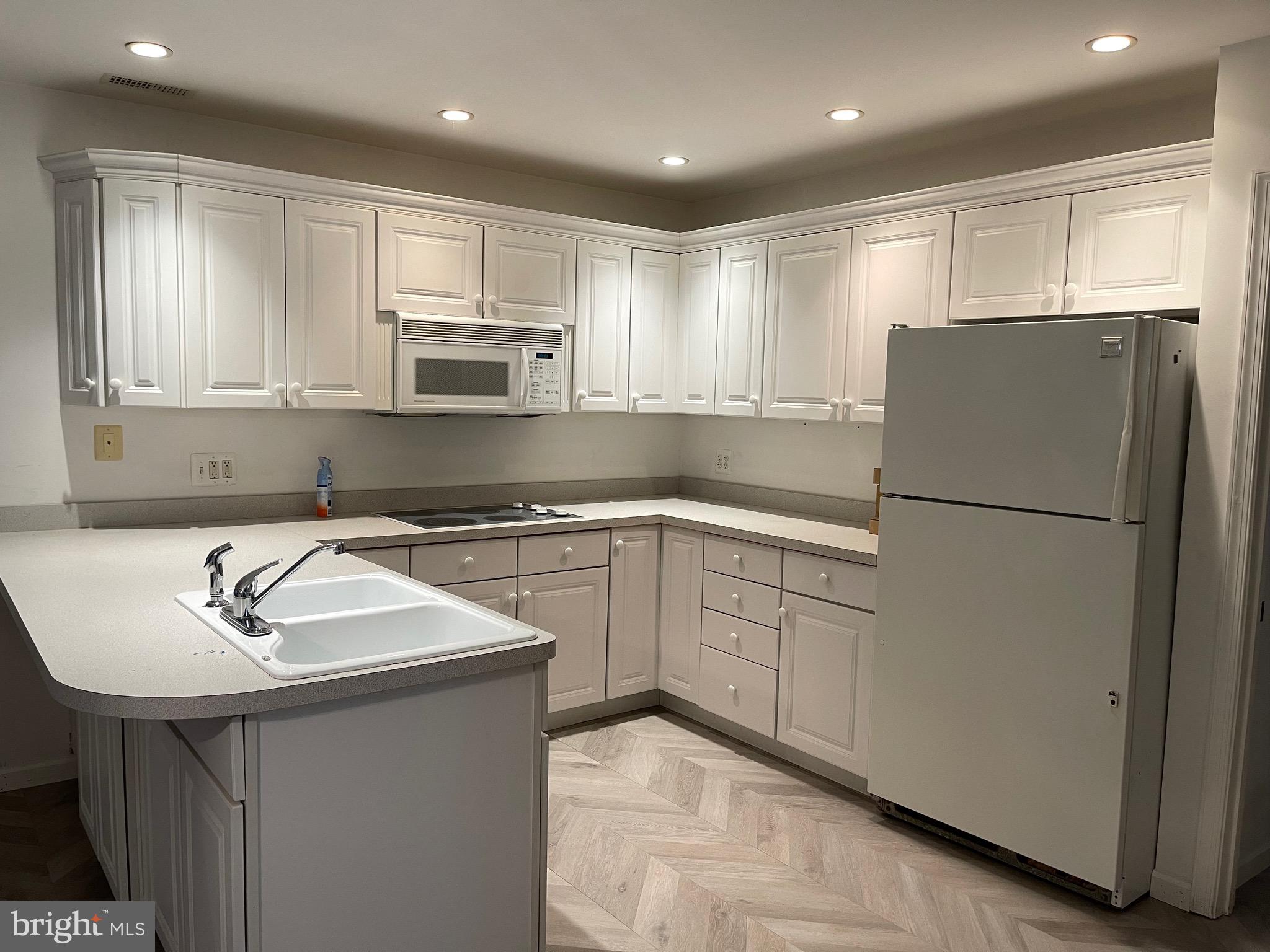 13769 Notley Road Silver Spring, MD 20904 - Photo 43 of 71 Lower level kitchen