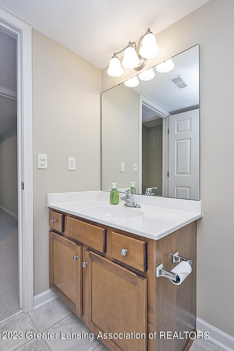 1007 Randy Lane St. Johns, MI 48879 - Photo 21 of 24 _DSC4345
