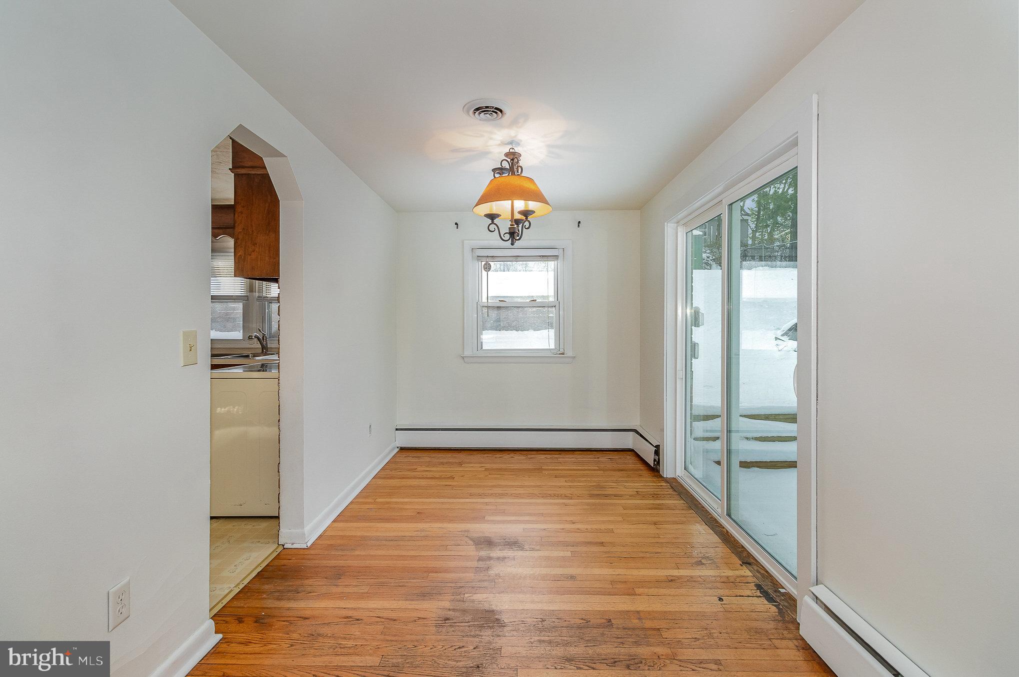 312 Hillside Road Elizabethtown, PA 17022 - Photo 6 of 21 Gallery Image 6
