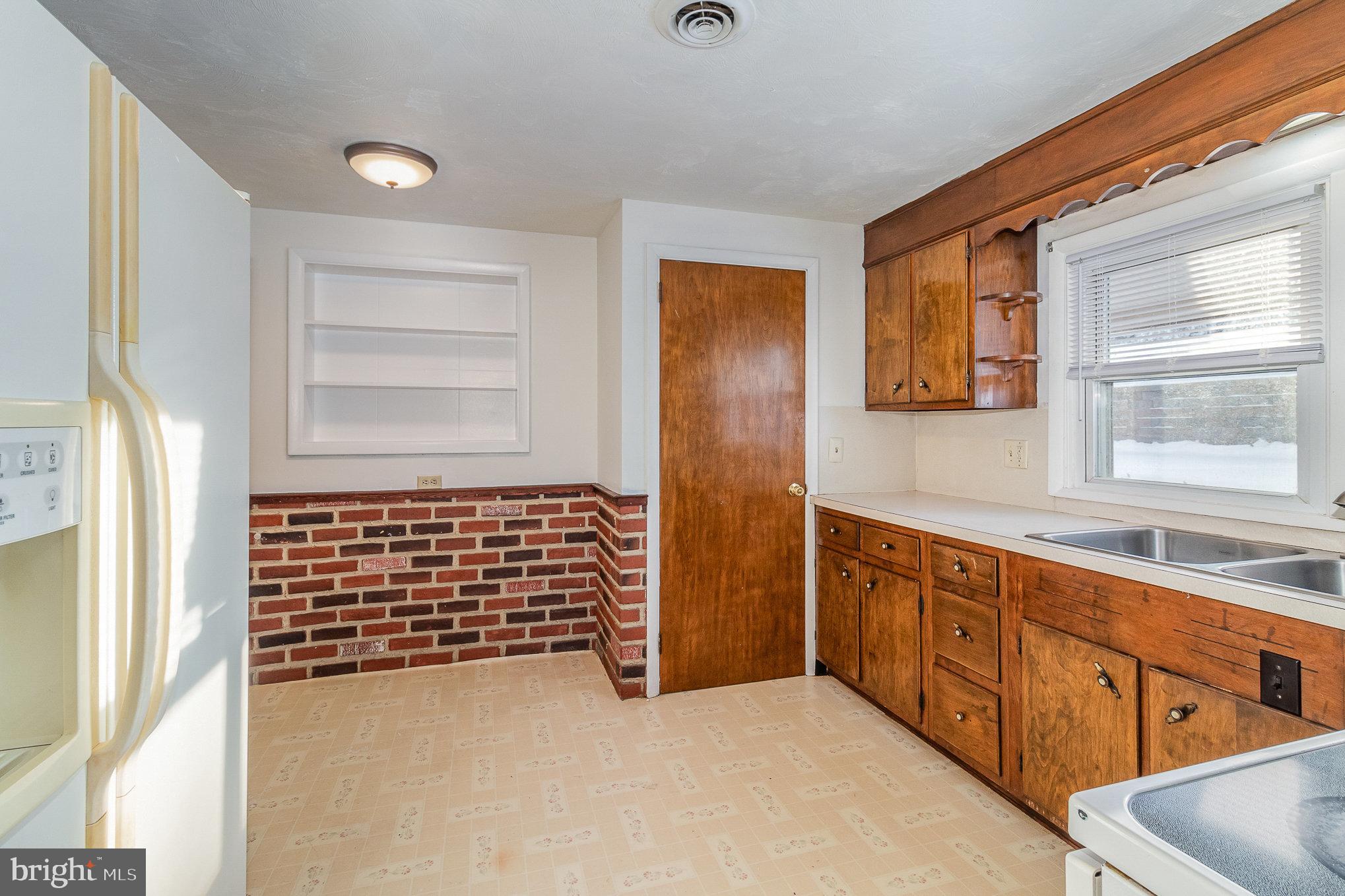 312 Hillside Road Elizabethtown, PA 17022 - Photo 9 of 21 Gallery Image 9