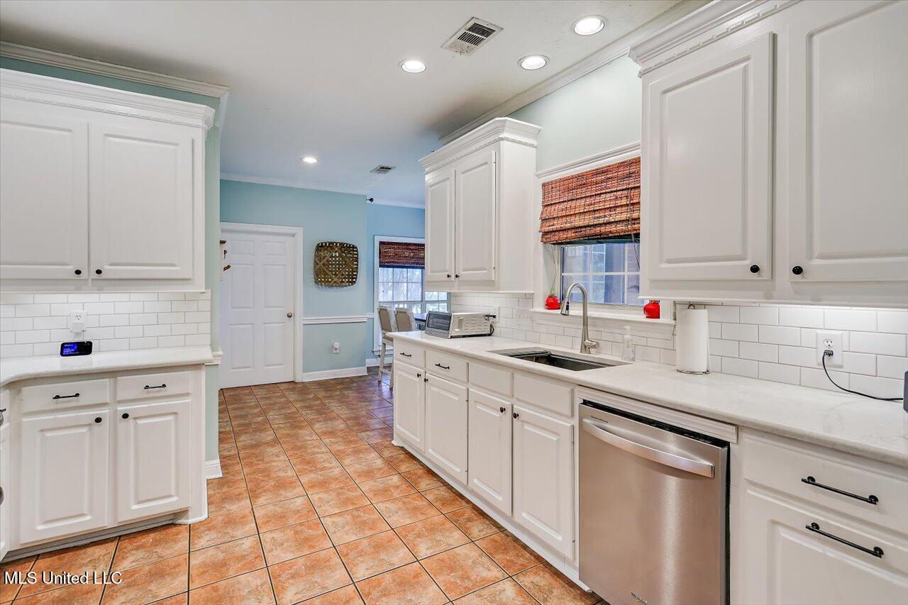 501 Brighton Circle Brandon, MS 39047 - Photo 10 of 41 11-501 Brighton Cir