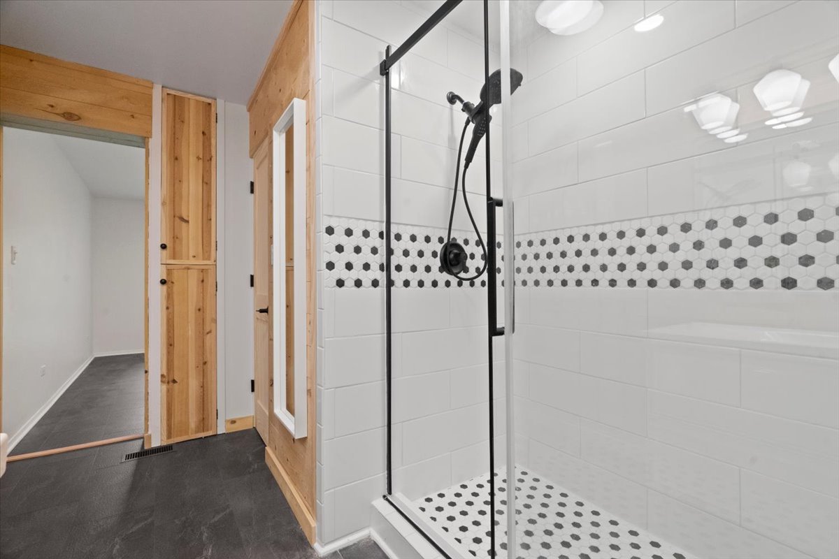 960 Deep Lake Road Antioch, IL 60002 - Photo 23 of 71 Gallery Image 23