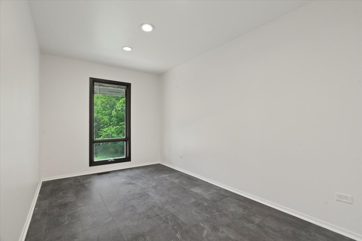 960 Deep Lake Road Antioch, IL 60002 - Photo 24 of 71 Gallery Image 24