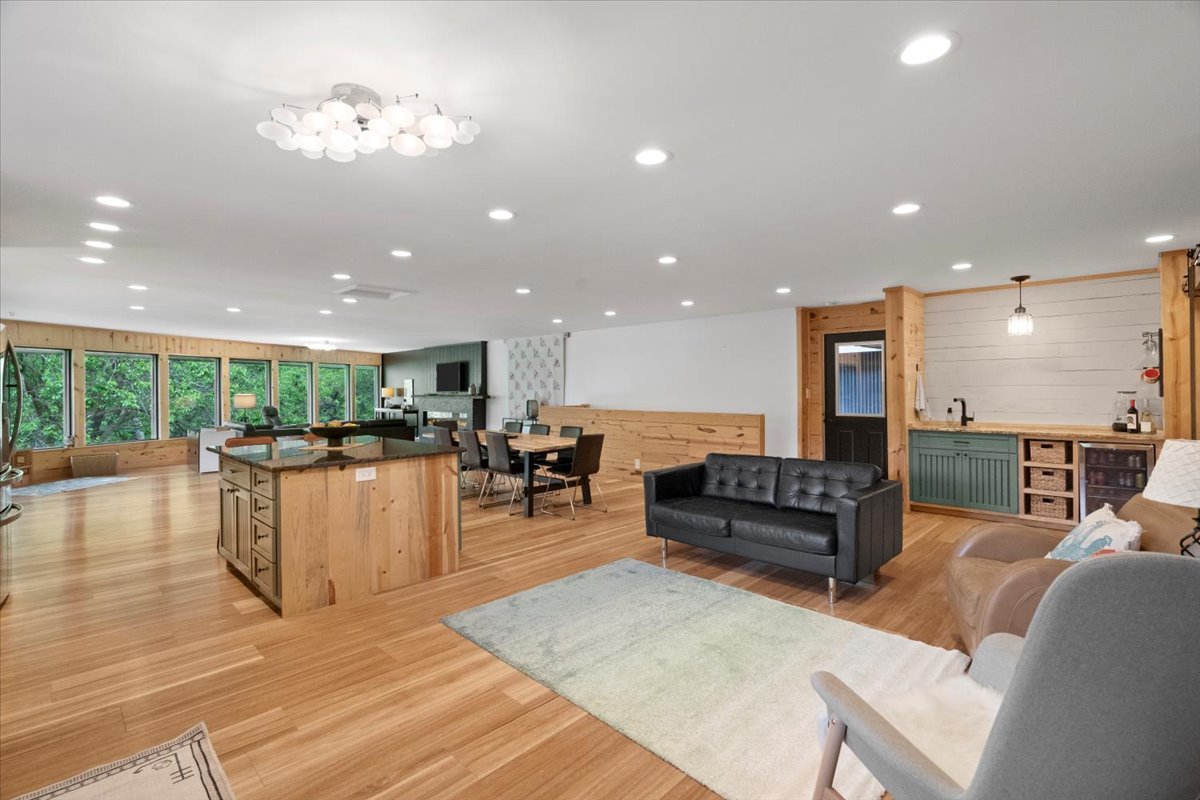 960 Deep Lake Road Antioch, IL 60002 - Photo 5 of 71 Gallery Image 5