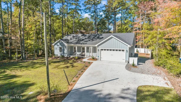 $415,000 | 1403 Seafarer Drive, Oriental, NC 28571