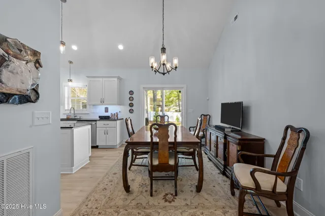 $424,900 | 1403 Seafarer Drive, Oriental, NC 28571