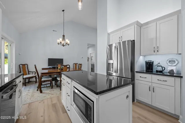 $424,900 | 1403 Seafarer Drive, Oriental, NC 28571