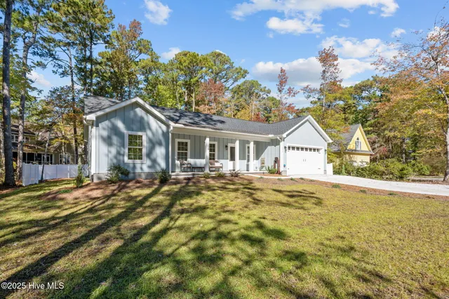 $424,900 | 1403 Seafarer Drive, Oriental, NC 28571