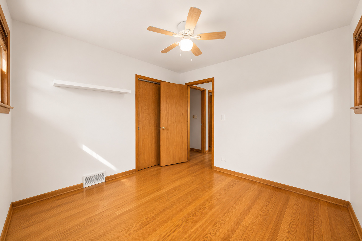 712 Spring Street Roselle, IL 60172 - Photo 12 of 31