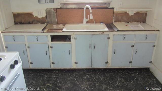 144 Elm Street River Rouge, MI 48218 - Photo 5 of 17 non dated (22).JPG