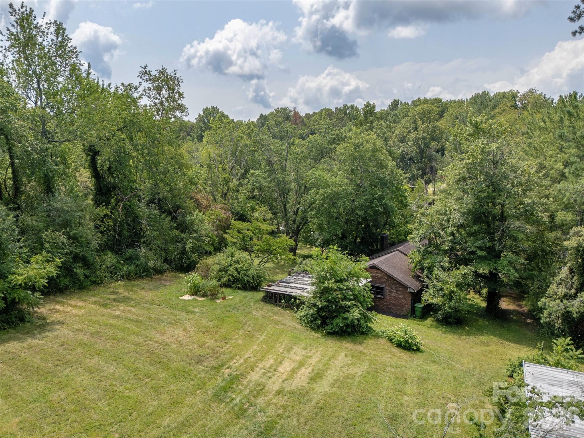 11 Cub Road, Unit 4 Asheville, NC 28806 - Photo 5 of 13 Gallery Image 5