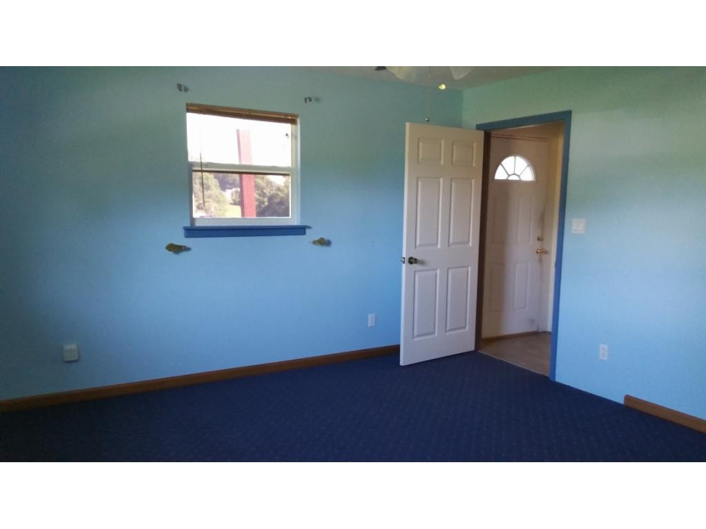 176 Willocks Road Johnson City, TN 37601 - Photo 10 of 11 Bedroom 2