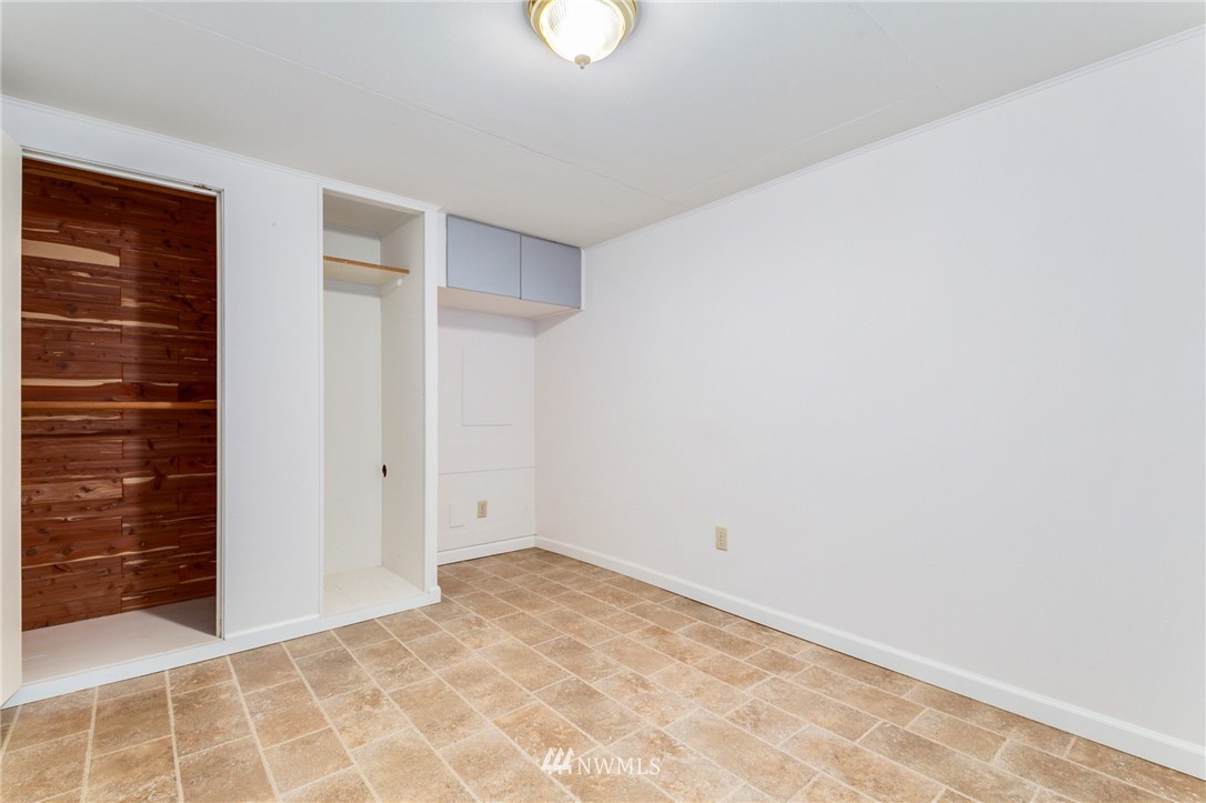 2221 Schirm Loop Road Northwest Olympia, WA 98502 - Photo 13 of 25 Gallery Image 13
