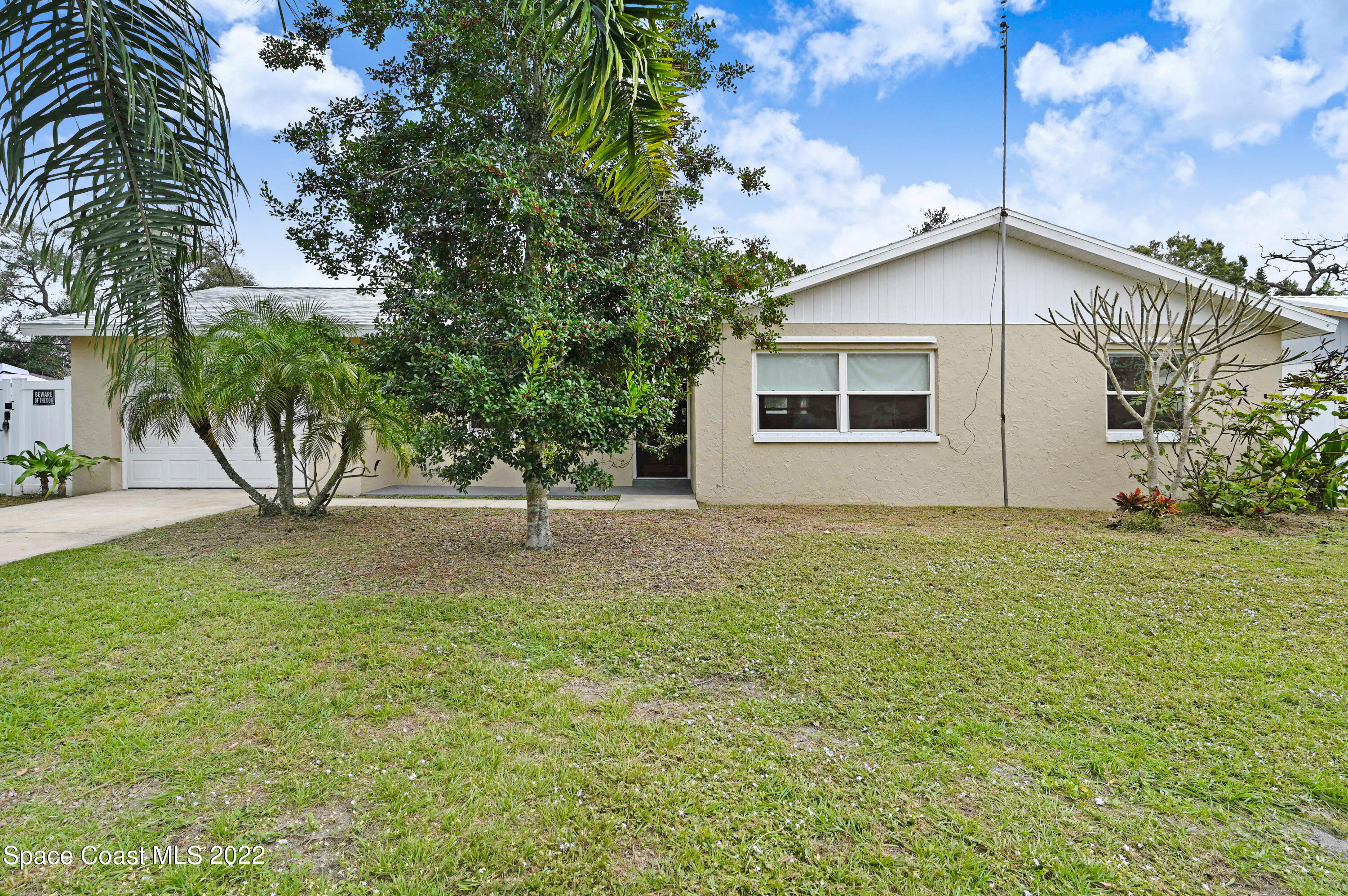252 Sylvia Road Melbourne, FL 32904 - Photo 2 of 34 DSC_8697