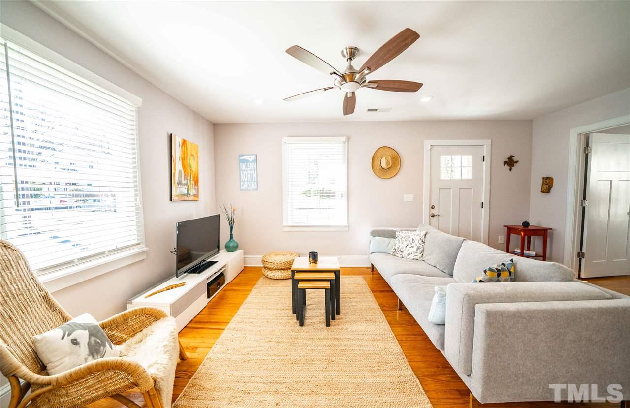 131 Lincoln Court Raleigh, NC 27610 - Photo 5 of 22 Gallery Image 5