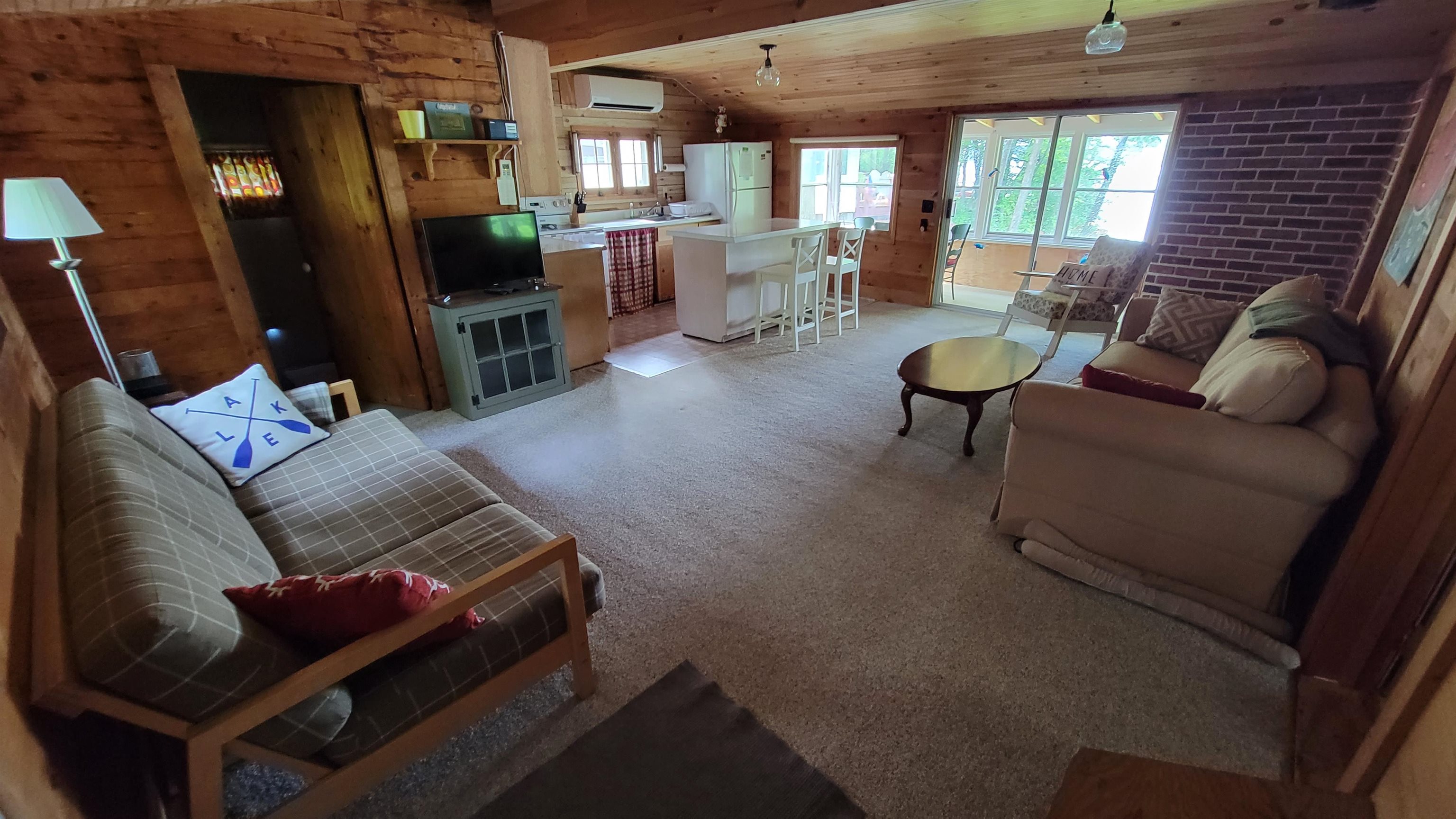 22 Pleasant Bay Road Ferrisburgh, VT 05473 - Photo 4 of 12 Gallery Image 4