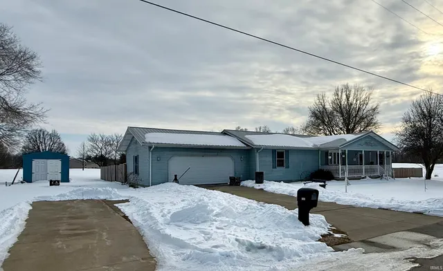 $280,000 | 245 East Schlomer Road, Vincennes, IN 47591