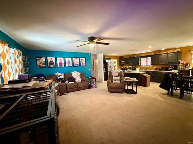 $280,000 | 245 East Schlomer Road, Vincennes, IN 47591