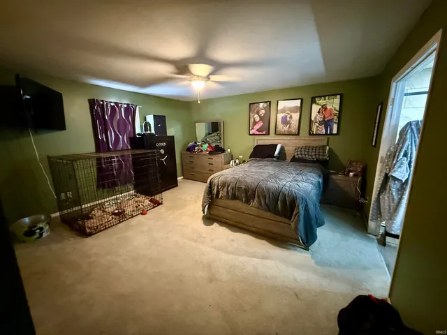 $280,000 | 245 East Schlomer Road, Vincennes, IN 47591