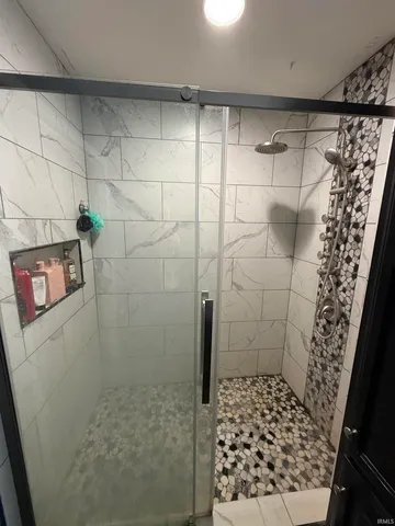 $280,000 | 245 East Schlomer Road, Vincennes, IN 47591