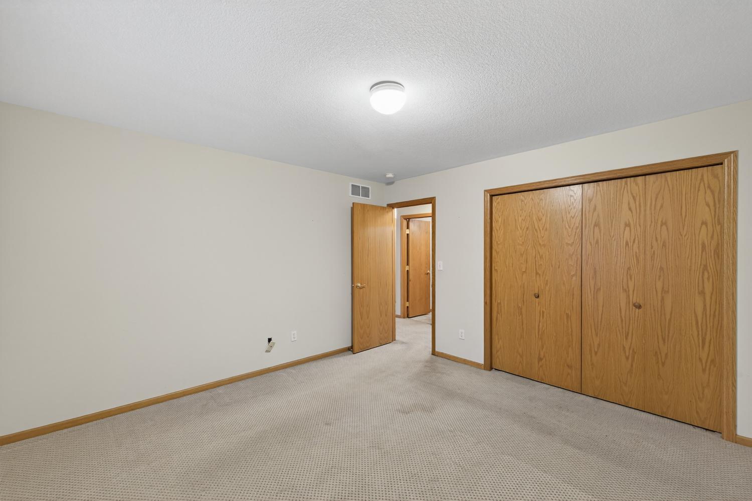 1606 17th Street Southwest Austin, MN 55912 - Photo 17 of 39