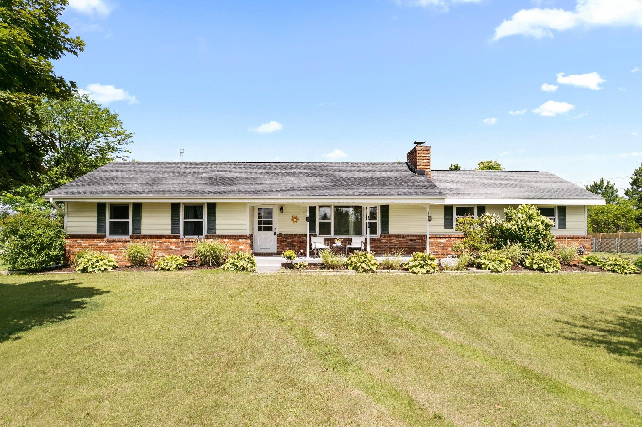 1768 Sawyer Road Traverse City, MI 49685 - Photo 2 of 55 1903358-1.JPG