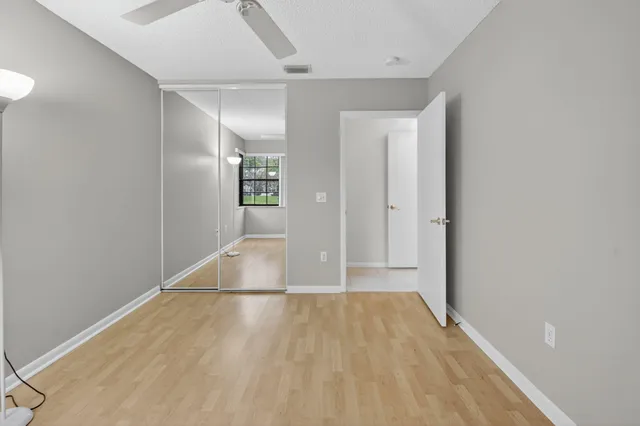 $260,000 | 5217 Brisata Circle, Unit E, Boynton Beach, FL 33437