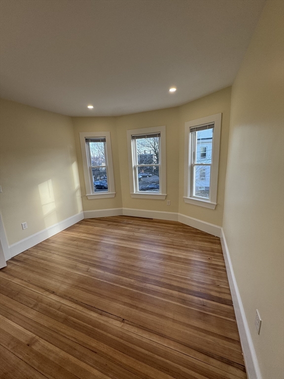 35 George Street, Unit 2 Everett, MA 02149 - Photo 4 of 38