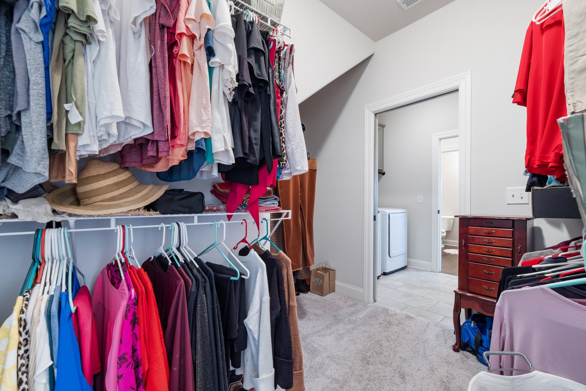 305 McClaran Place Murfreesboro, TN 37129 - Photo 14 of 23 a view of a walk in closet
