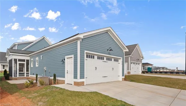 $594,900 | 910 Eucalyptus Court, Winston-Salem, NC 27106