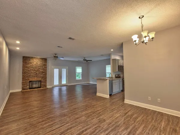 $2,300 | 621 Bob Miller Road, Crawfordville, FL 32327