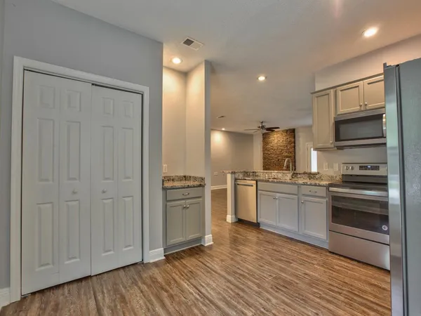 $2,300 | 621 Bob Miller Road, Crawfordville, FL 32327