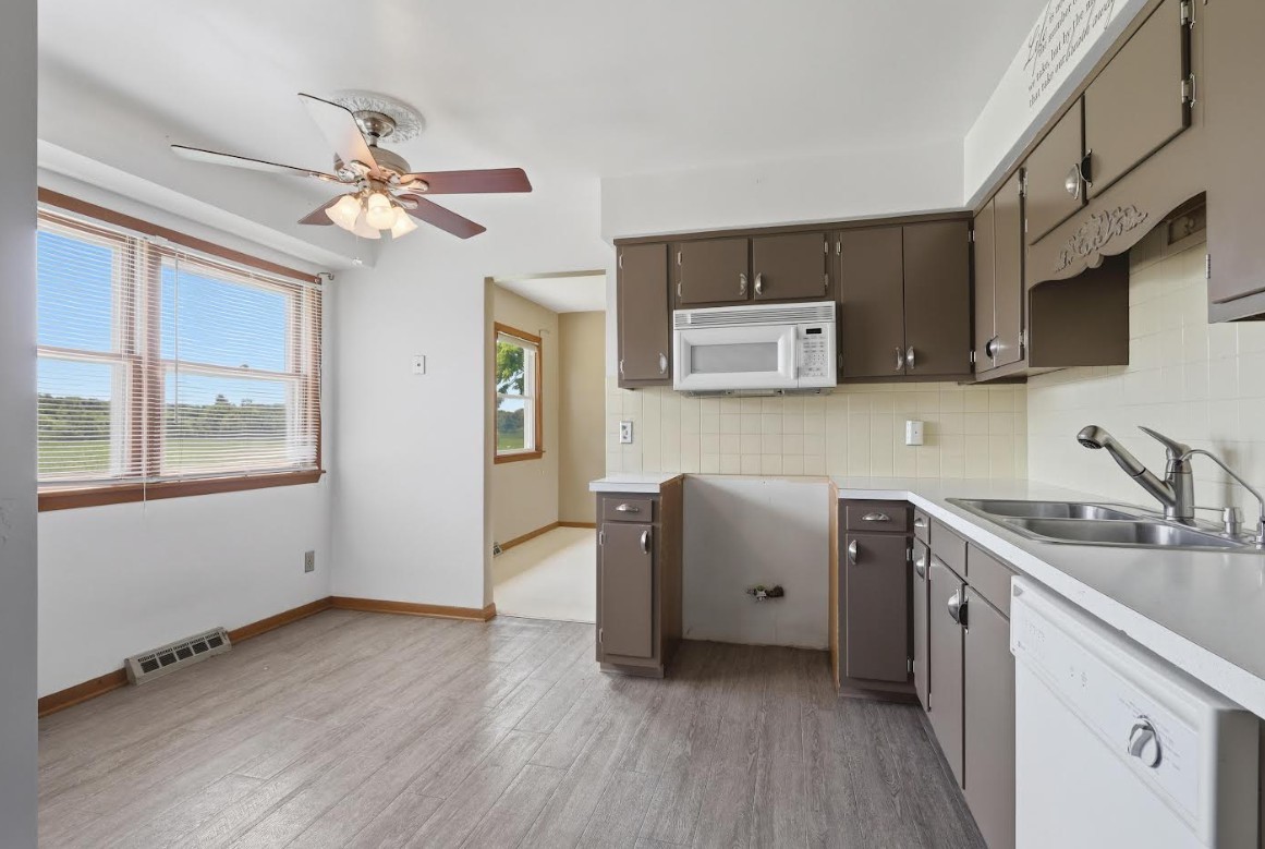 10121 Ridgewood Road Milan, IL 61264 - Photo 19 of 36