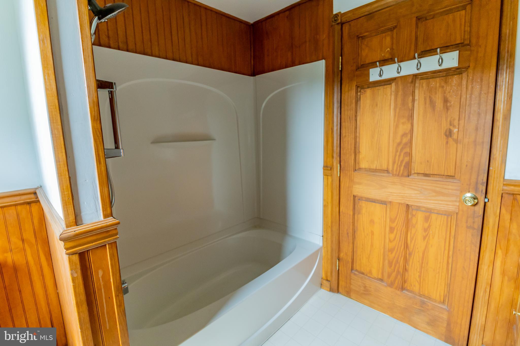 28 Rock Road Pine Grove, PA 17963 - Photo 17 of 20 Bathroom