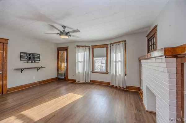 $1,725 | 20 Tacoma Avenue, Buffalo, NY 14216