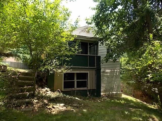 401 Hawthorne Road Pittsburgh, PA 15209 - Photo 4 of 23 Gallery Image 4
