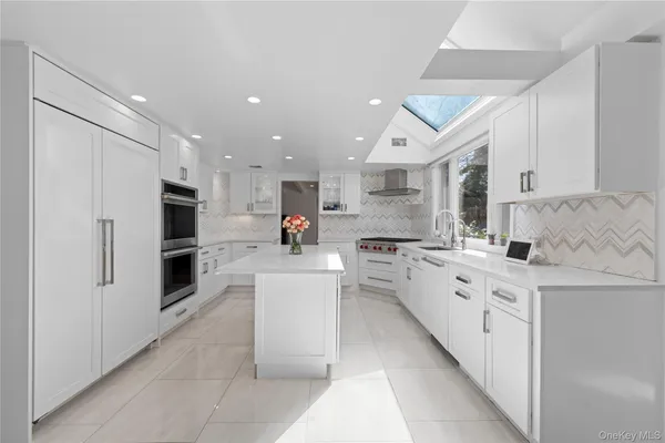 $3,400,000 | 930 Smith Lane, Woodmere, NY 11598