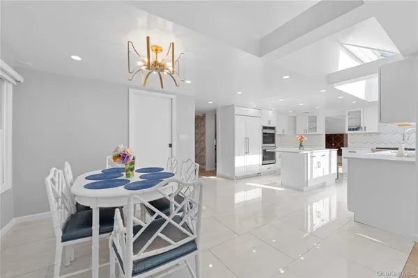 $3,400,000 | 930 Smith Lane, Woodmere, NY 11598